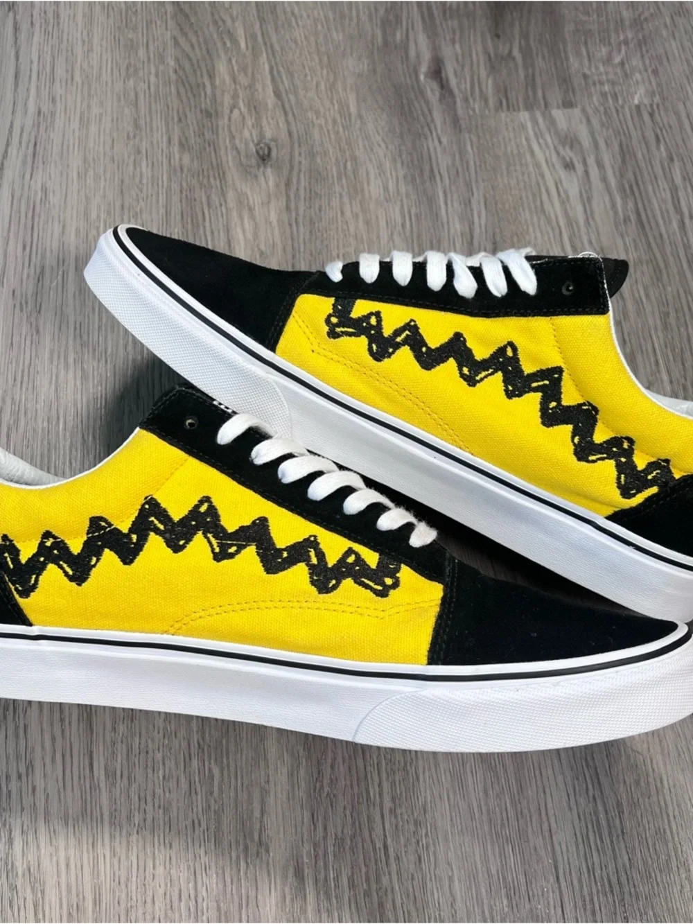 Vans x Peanuts Old Skool Charlie Brown Limited Edition Shoes Mens 13 Good Grief - Picture 3 of 9